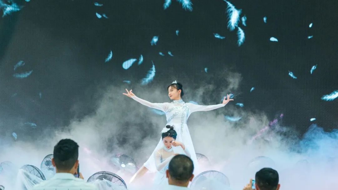 直擊發(fā)布會(huì)現(xiàn)場(chǎng) | 強(qiáng)輝再攜新品隆重亮相！(圖5)